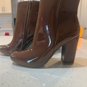 BAMBOO Shiny Chocolate Ankle Boots